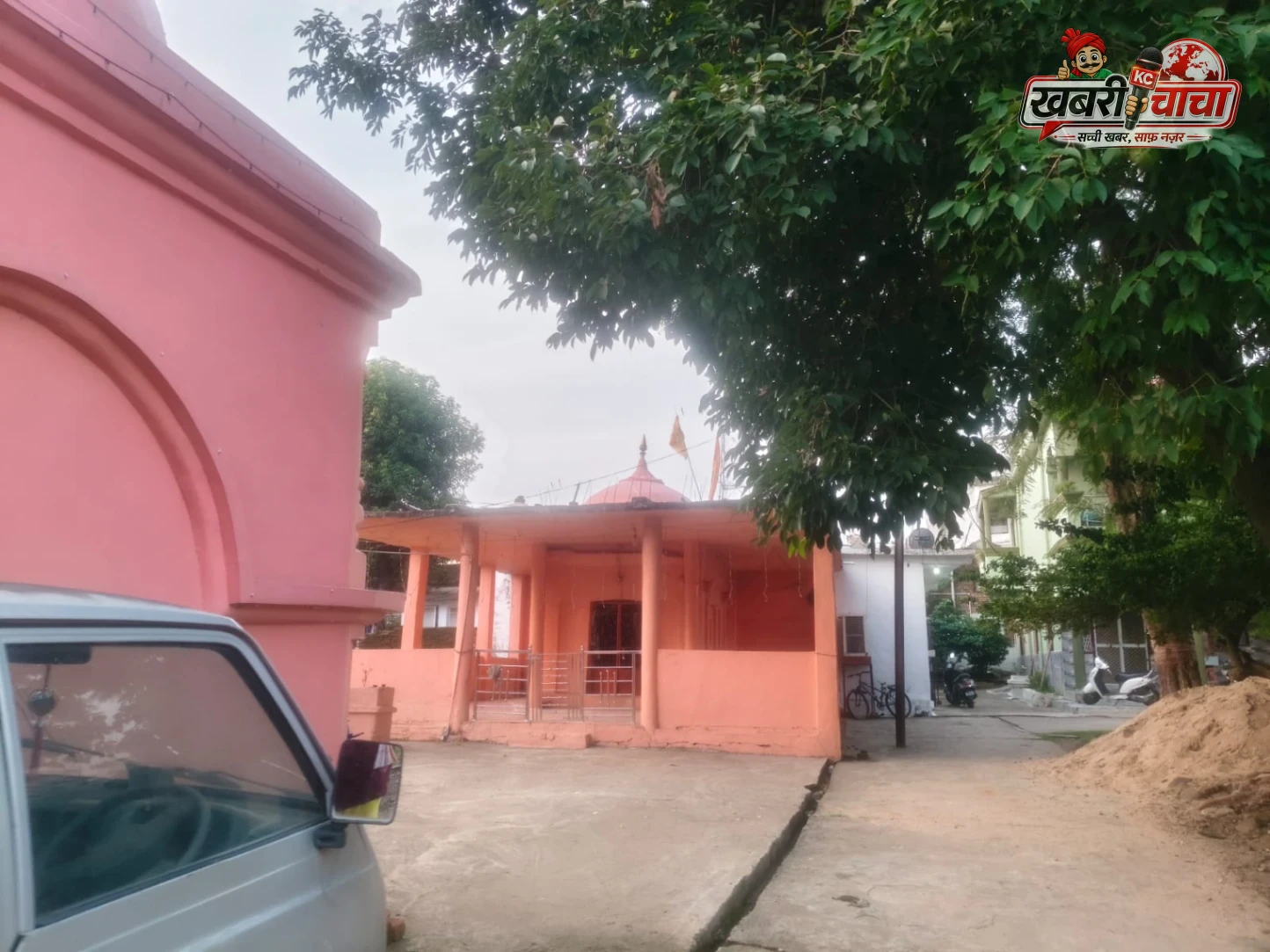 11.60 एकड़ कृषि भूमि, मंदिर की आय, सहकारी समिति, राजस्व रिकॉर्ड और हाईकोर्ट की याचिकाओं ने खड़े किए कई सवाल